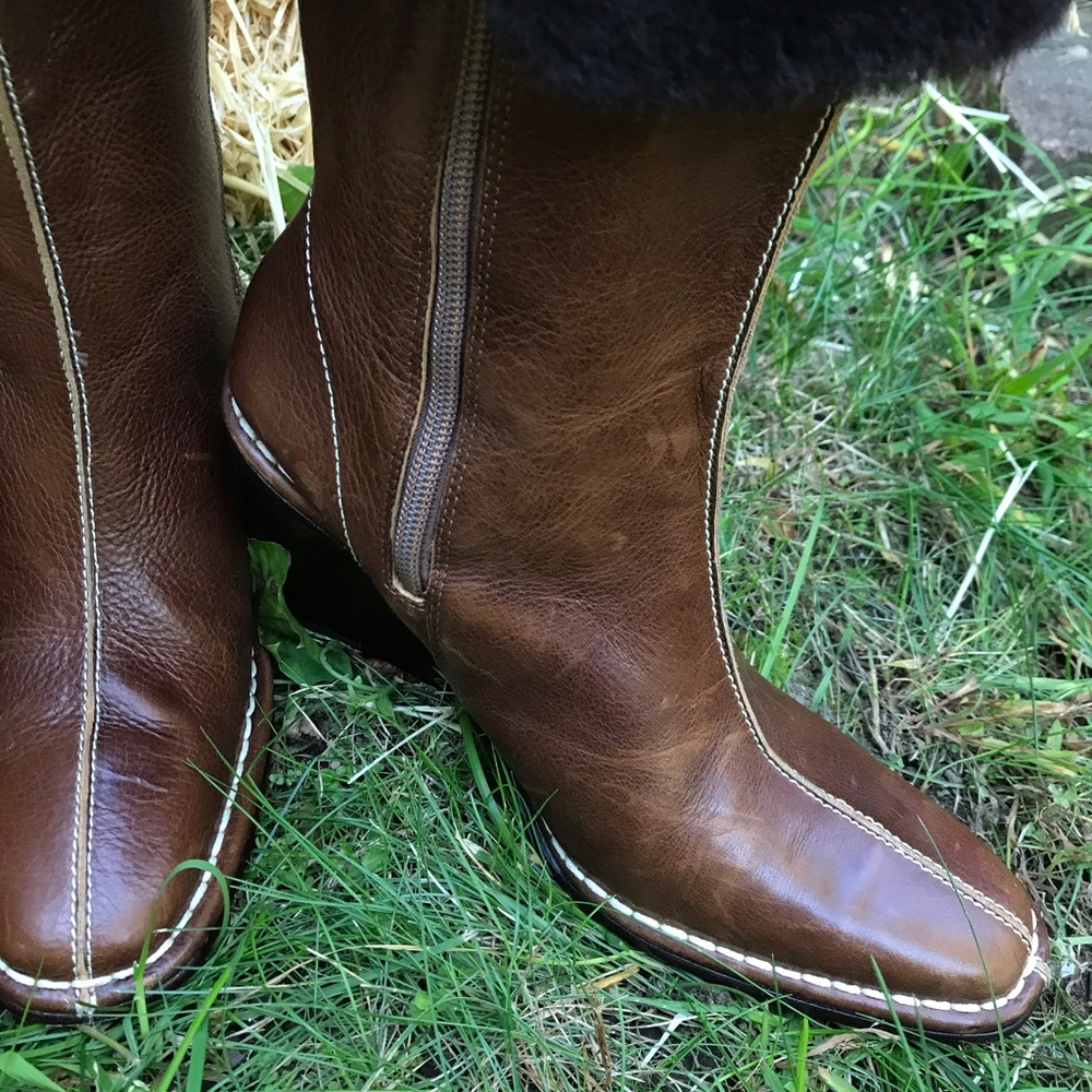 Lauren Ralph Lauren Leather Boots with Faux Fur - Picture 3 of 7